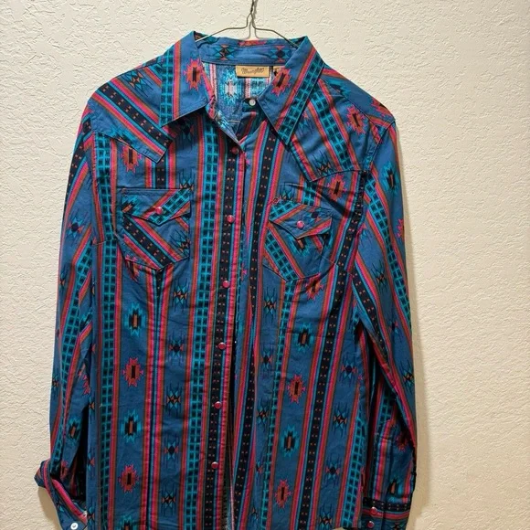 Wrangler Women's Button Down Shirt - Blue and Red - Picture 1 of 1